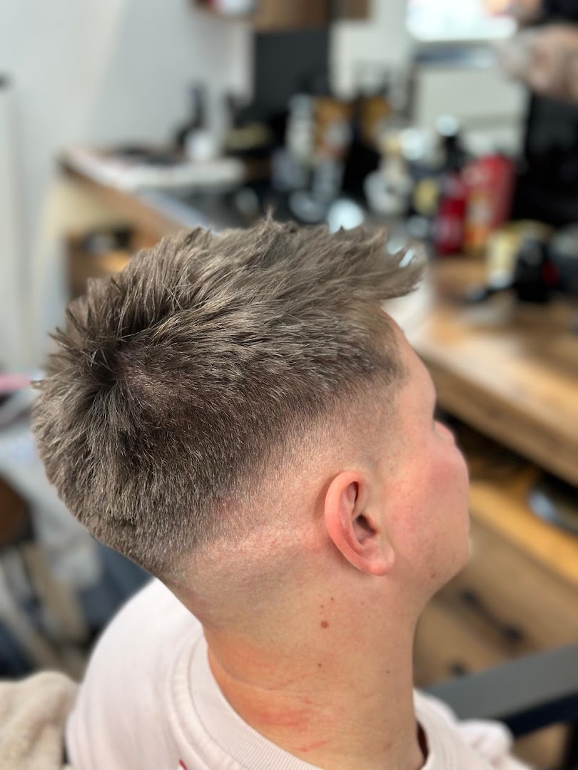 Frischer Fade-Cut